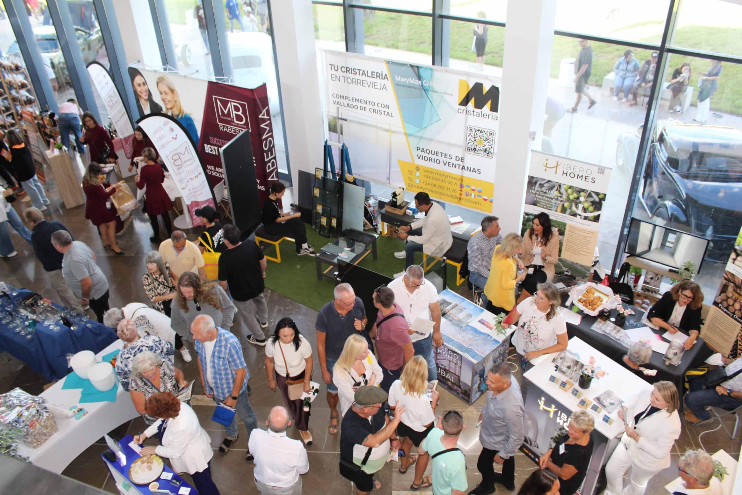 Expo Torrevieja Crowds